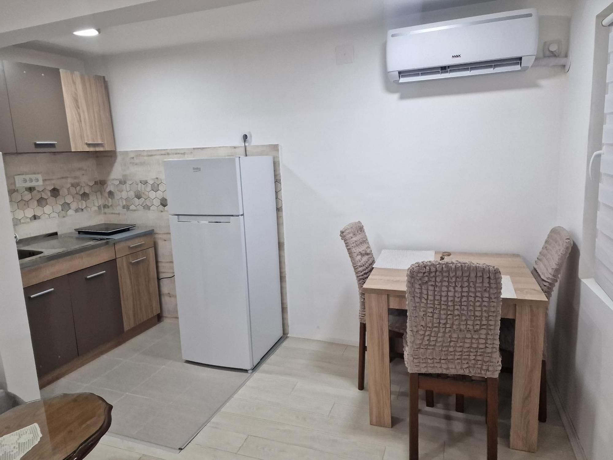 Zed Apartmani Leskovac レスコヴァツ エクステリア 写真